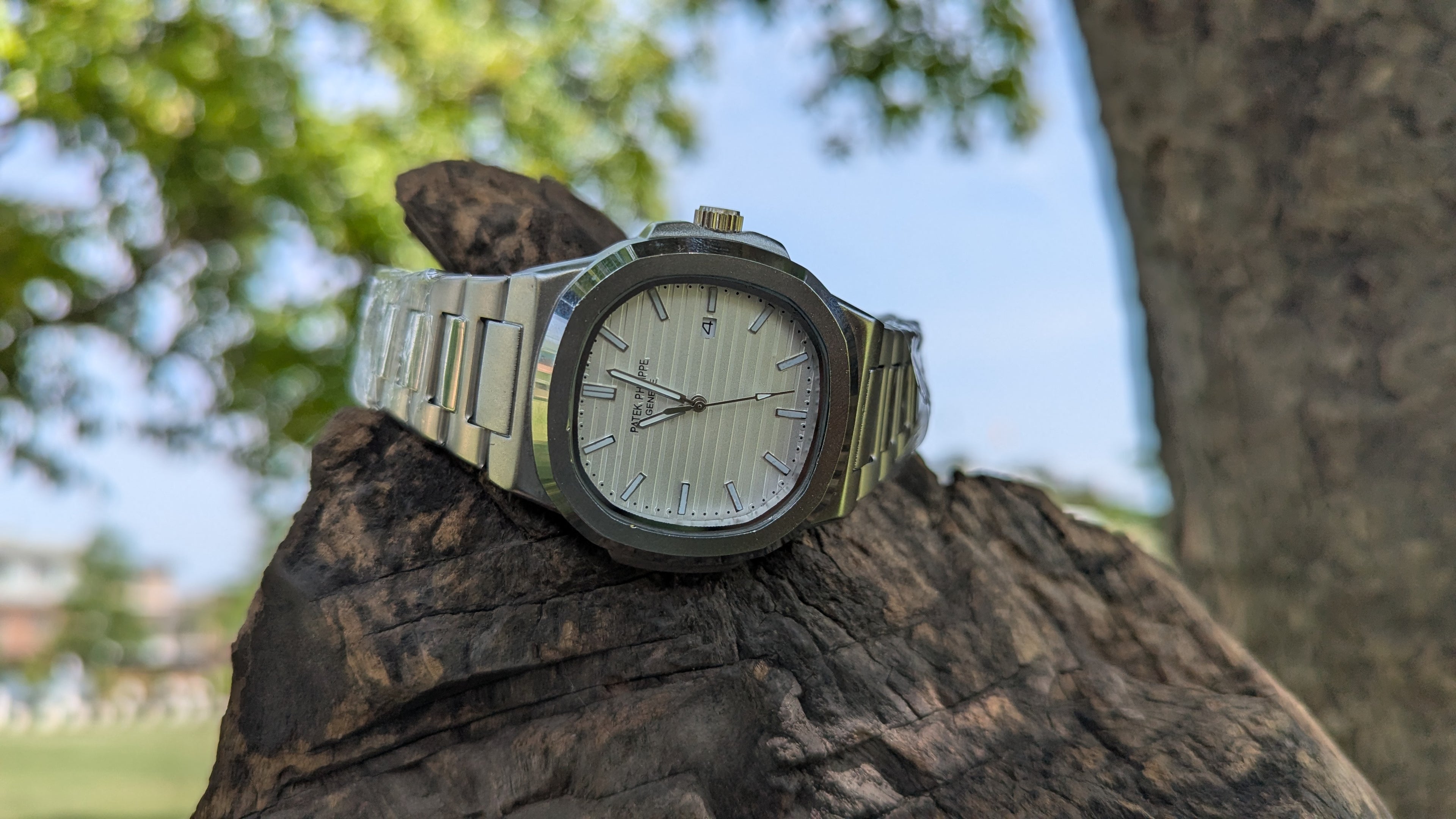 PTK Phillipes - White Dial - date only - Free bracelet - Free delivery